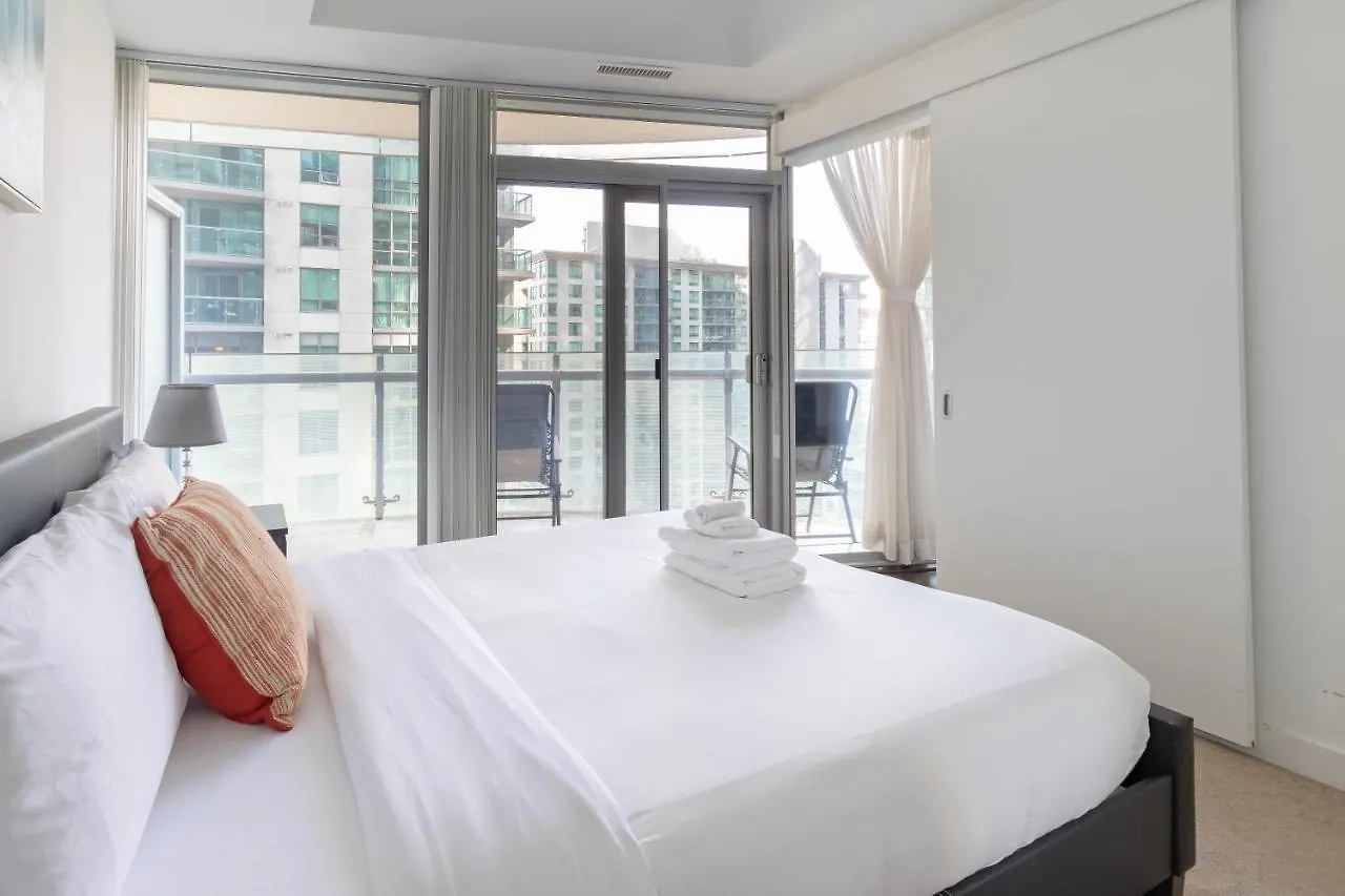 Exclusive Downtown 2Bed Suites Toronto Apartment